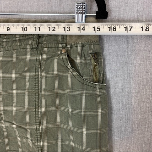 Reitmans Capris Cotton Green Plaid Sz 9 Roll Tab Cuffs Soft Band Elastic Waist - Picture 6 of 12
